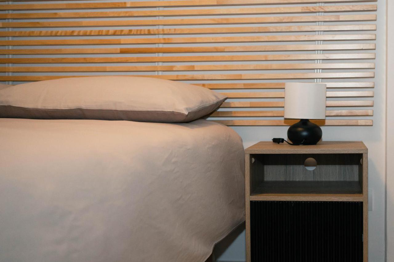 Black Marble - Design Apartment Bari Extérieur photo