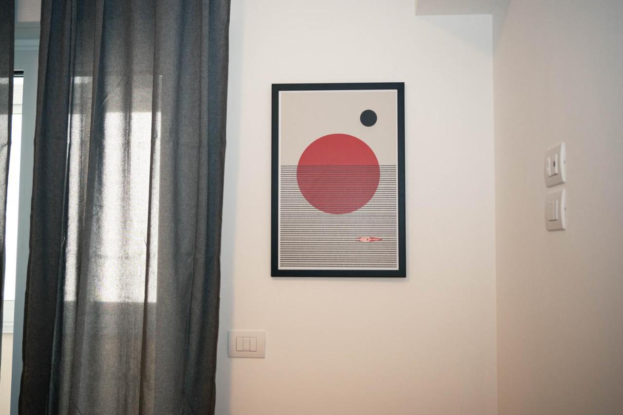 Black Marble - Design Apartment Bari Extérieur photo